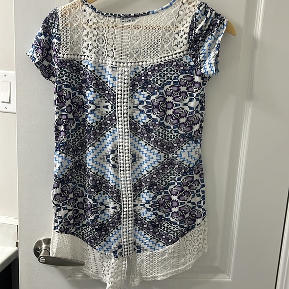 Ricki’s summer top - Picture 2 of 4